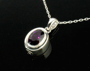 Oval Pendant Necklace with Stone